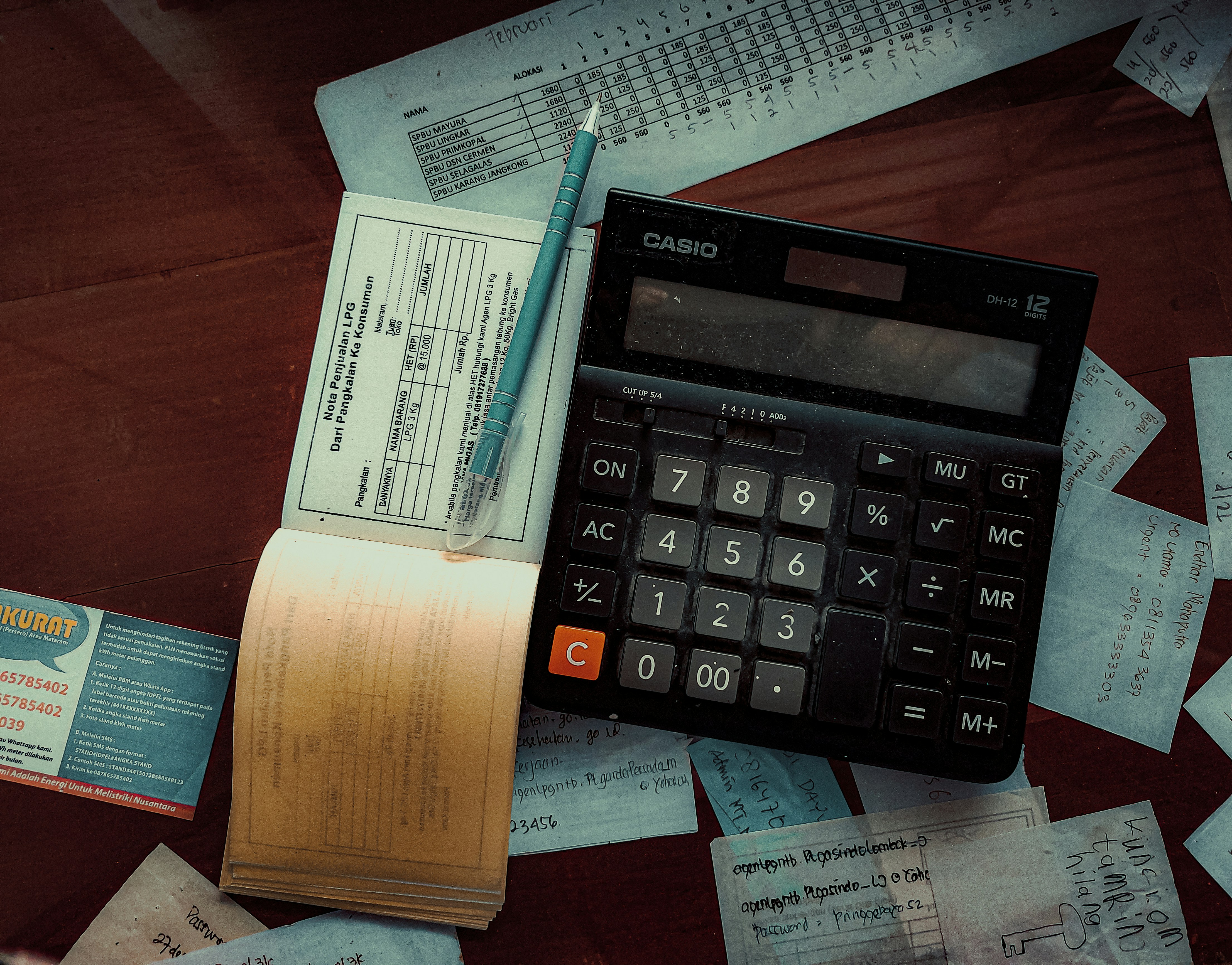 Servicios de asesoría y cursos